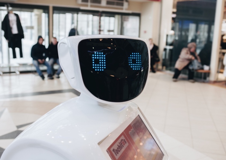 Devire Polacy nie boją się robotów – mówią raporty specjalistów z branży