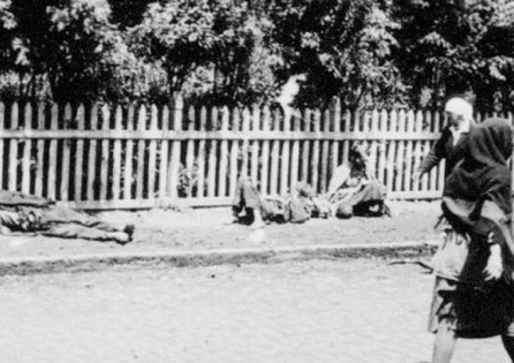 Wikipedia Ukraina oddaje hołd ofiarom Wielkiego Głodu