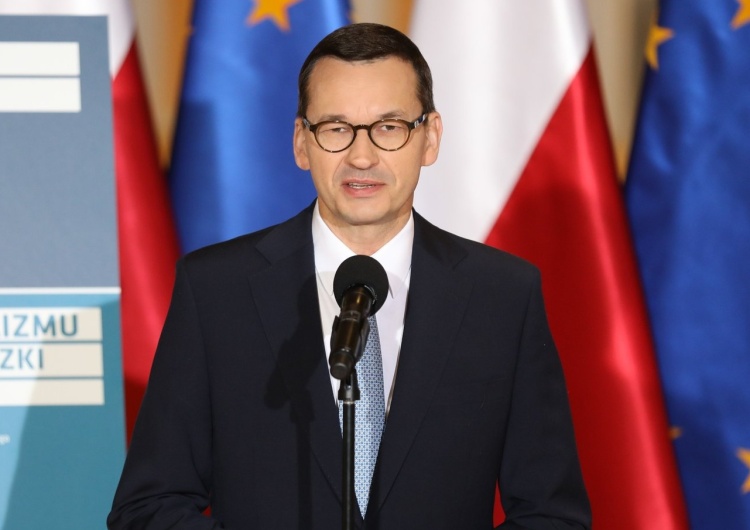  Premier: "Polacy ocalili ojczyznę i cały kontynent. Wszyscy mamy wobec nich wielki dług wdzięczności"