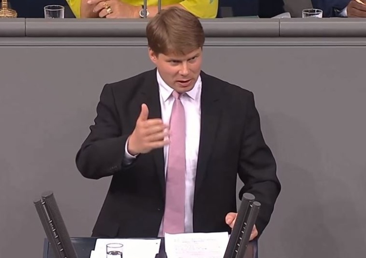 Niemiecki deputowany o sankcjach USA ws. NS2: "Podłość. Akt agresywnej polityki ekonomicznej"