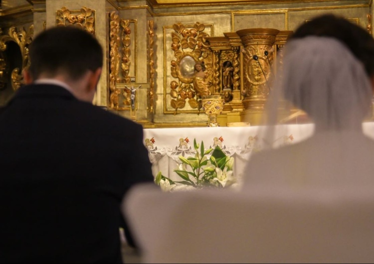 Episkopat publikuje nowe przepisy o kanonicznym przygotowaniu do małżeństwa. Co się zmieni?