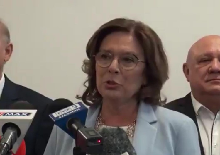  [video] Kidawa-Błońska podczas konferencji myli dane. To wynik braku kartki?