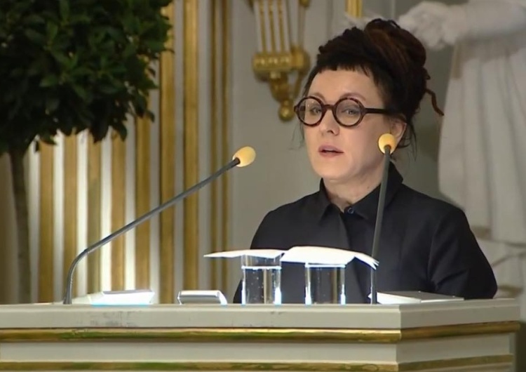 Ciekawe. Dziennikarka OKO.press głosuje przeciw zwolnieniu z podatku nagrody Olgi Tokarczuk