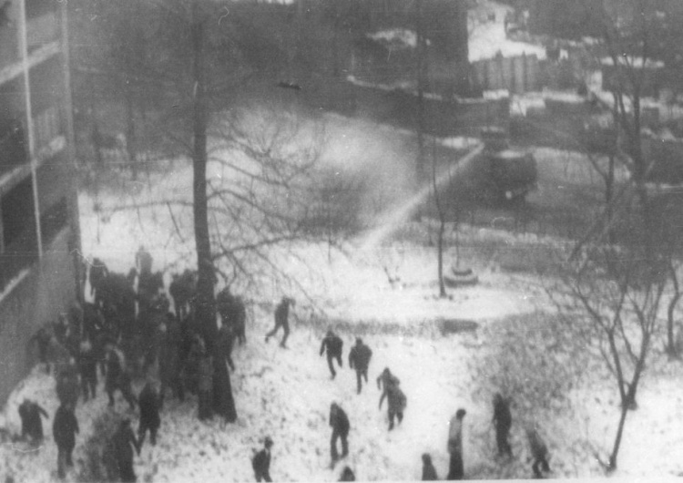 Dziś 38. rocznica masakry w kopalni Wujek. Największej zbrodni stanu wojennego