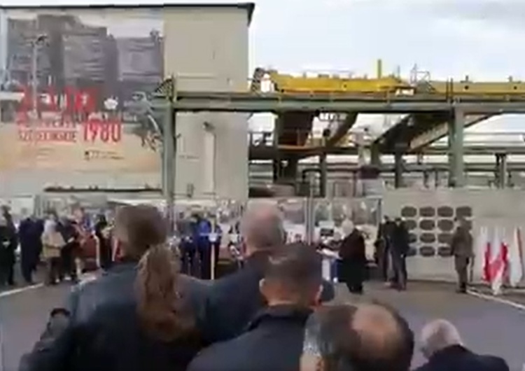  [video] A tak list Marszałka Grodzkiego został wygwizdany podczas obchodów 49. Rocznicy Grudnia 70'