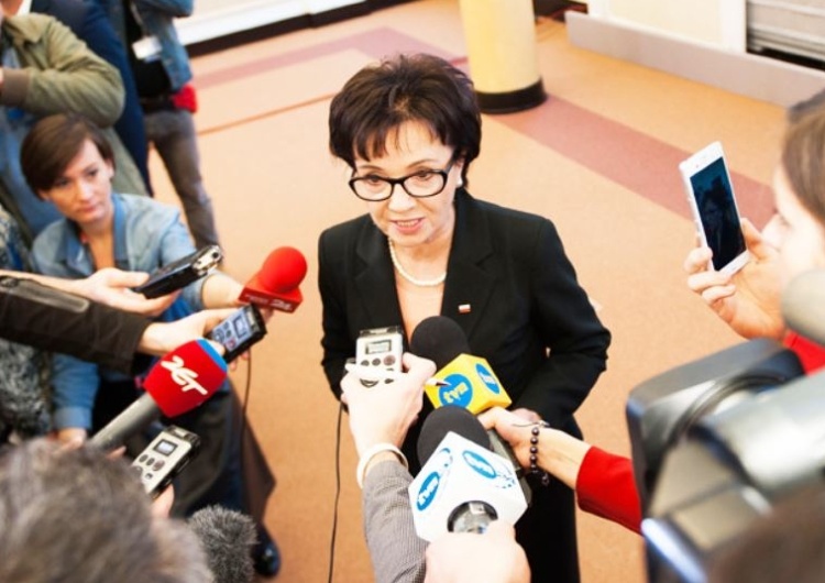 Prezydium Naczelnej Rady Adwokackiej prosi Marszałek Sejmu o mediacje ws. konfliktu rządu i sędziów