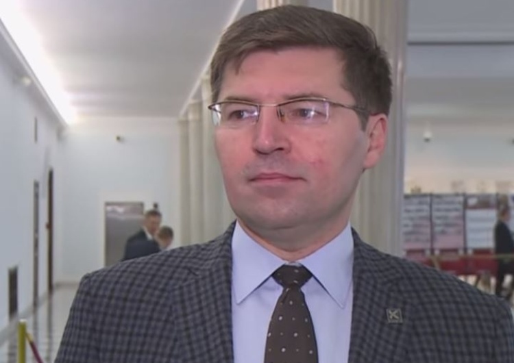 "Gołodupcy. Jesteście kompletnie niewiarygodni!". Jaskóła dosadnie o oświadczeniach majątkowych posłów