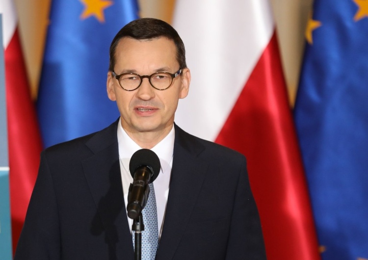 Premier o świętach bez ojca: "Kilka razy zdarzyło mi się wybrać numer: "Tato". Bardzo tęsknię"
