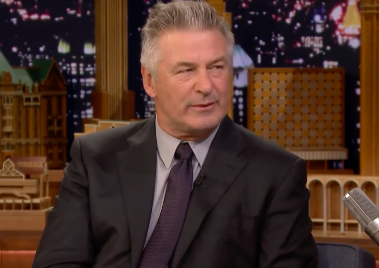Alec Baldwin wygrał w sądzie z Polakiem, którego miał uderzyć i krzyczeć „odpi…ol się”