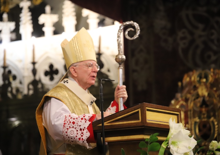  Piętnastu arcybiskupów i biskupów skierowało do abp. Marka Jędraszewskiego list poparcia i solidarności