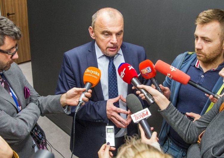 "S" naciska rząd ws. nowelizacji ustawy o wolnych niedzielach: "Obchodzenie prawa jest niebezpieczne"