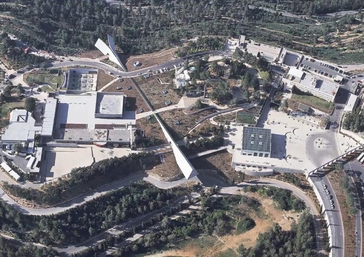 Yad Vashem: "Prezydent Polski nigdy nie potwierdził udziału w V Światowym Forum Holokaustu"