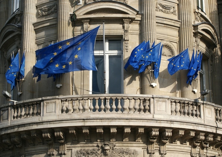 Komisja Europejska wstępuje do TSUE o środki tymczasowe zamrażające Izbę Dyscyplinarną