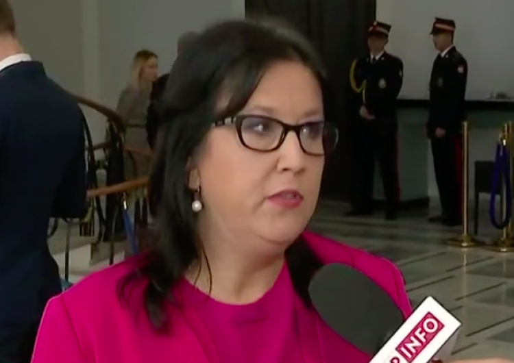 „Nie zejdziemy z drogi reformy wymiaru sprawiedliwości”. Rzeczniczka PiS o opinii Komisji Weneckiej