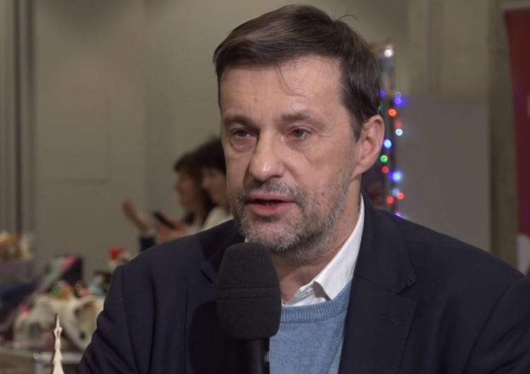 „Antypolska szkarada". Gadowski w ostrych słowach podsumowuje Radosława Sikorskiego