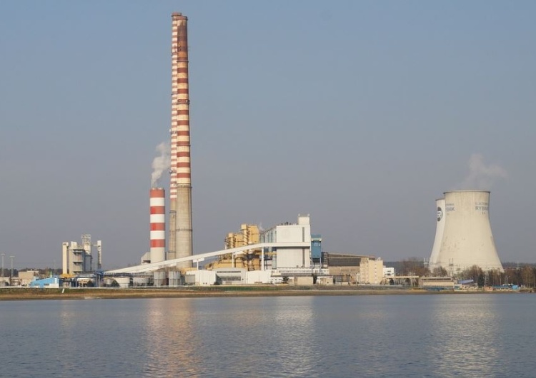 "Symbol hipokryzji Energiewende". Minister gospodarki w Niemczech wydał zgodę na nową elektrownię węglową