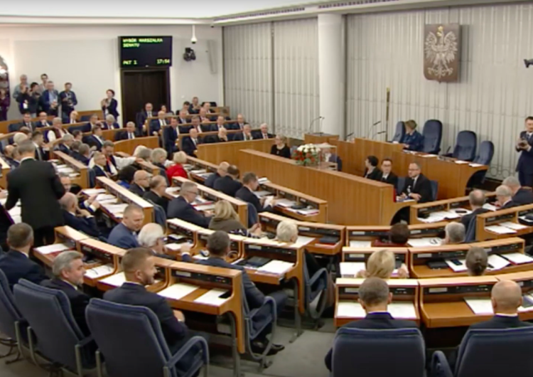 Komisje senackie przyjęły wniosek o odrzucenie ustawy dyscyplinującej sędziów