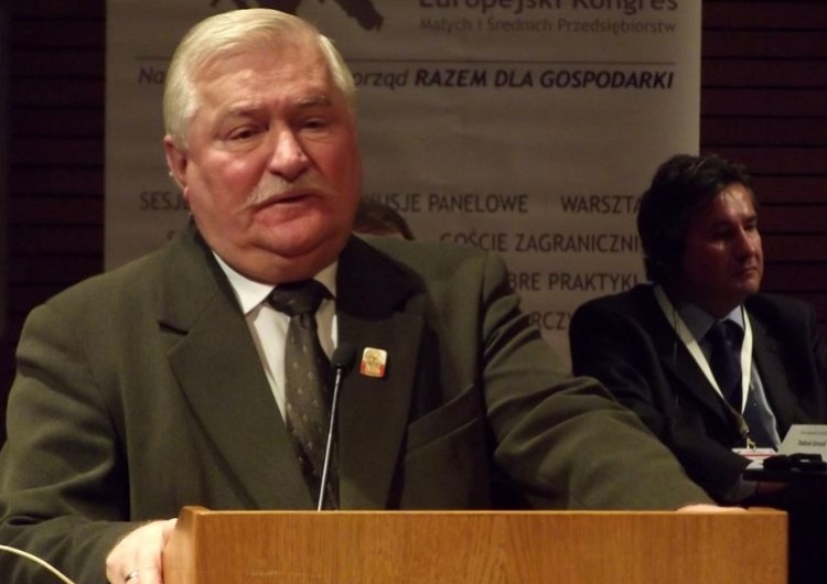 Wałęsa do prezydenta Andrzeja Dudy: "Zabraniam Panu powoływać się na Solidarność"