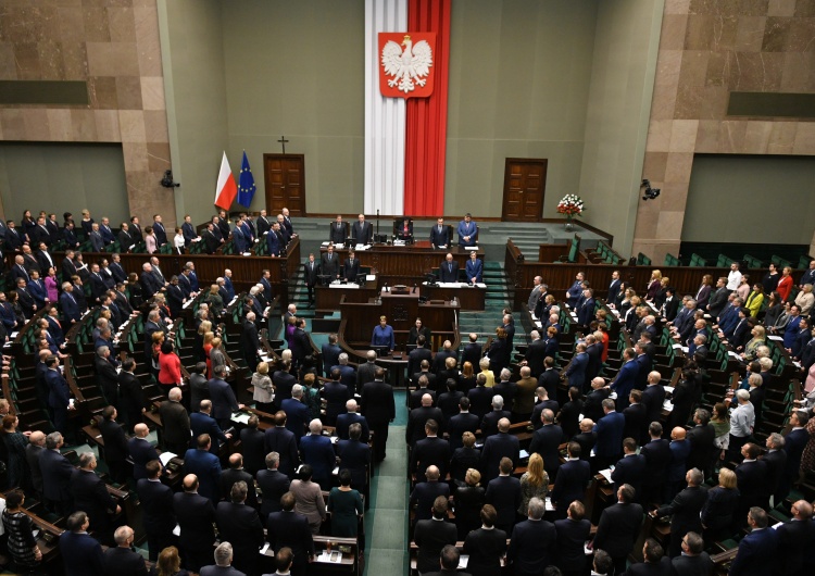 Sejm RP Sejm odrzuca senackie veto dotyczące ustawy o sądownictwie