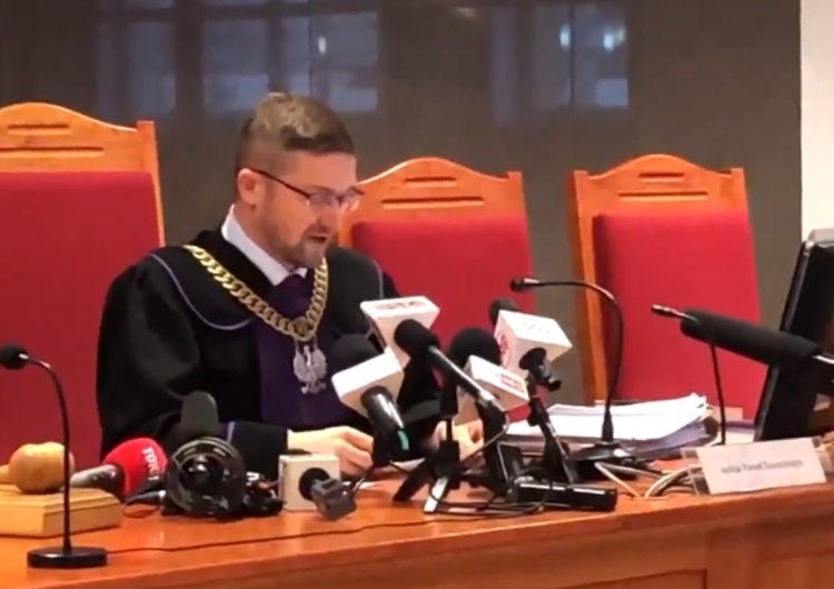 Sędzia Juszczyszyn ukarał szefową Kancelarii Sejmu. Otrzymała dwie grzywny po 3 tys. zł