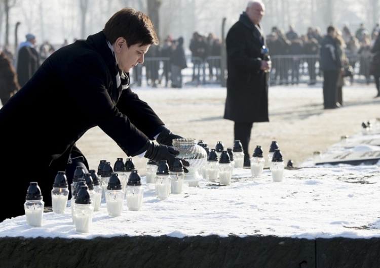 Poruszający wpis urodzonej w Oświęcimiu B. Szydło: "Historię tamtego dnia poznałam z opowiadań bliskich"