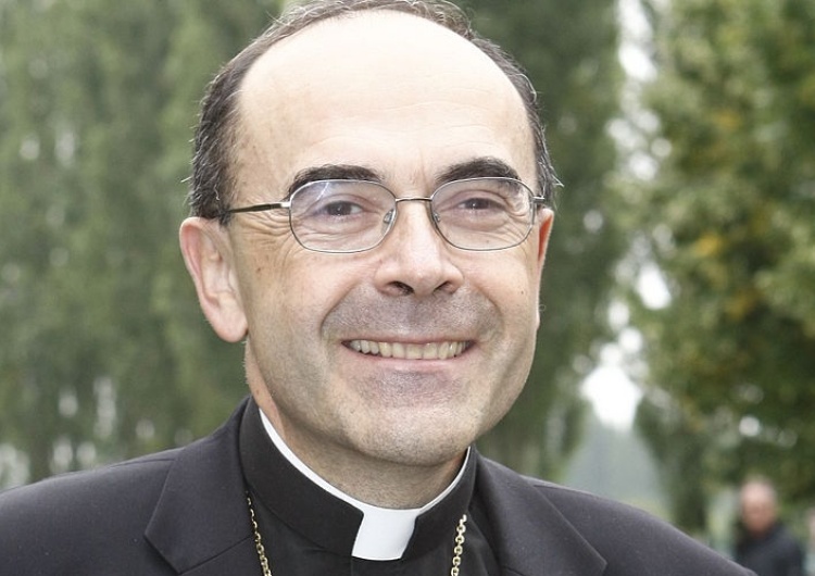 By MEDEF - _FBU3626 Niesłuszne oskarżenie o tuszowanie pedofilii w Kościele? Kardynał Barbarin uniewinniony