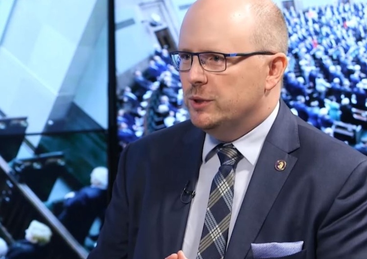 "Fałszywe insynuacje będą ścigane karnie i cywilnie". Ordo Iuris zapowiada pozew przeciw OMZRiK
