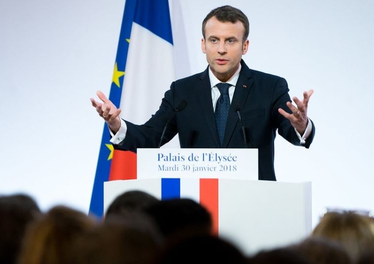  "To Francja jest dziś petentem". Emmanuel Macron z pierwszą wizytą w Polsce