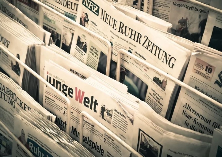 „Sueddeutsche Zeitung” nie zostawia suchej nitki na wizycie Macrona. "Arogancki stary wujek"