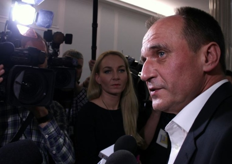 "Kończy się pewna epoka. Codziennie jakaś część mojego świata odchodzi…". Poruszający wpis Kukiza