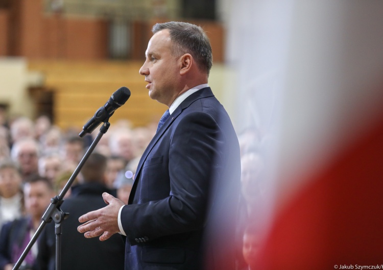  [WIDEO] „W ciągu najbliższych lat powstanie sto obwodnic". Andrzej Duda we Włoszczowie