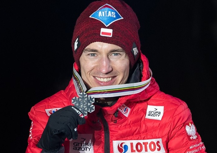 Wikimedia Kamil Stoch na podium w Willingen!