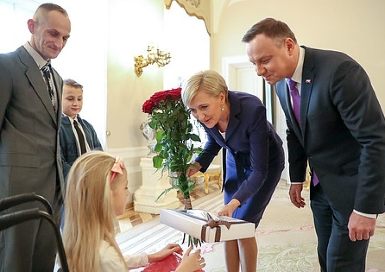 Podopieczna fundacji „Alma Spei” z wizytą w Pałacu