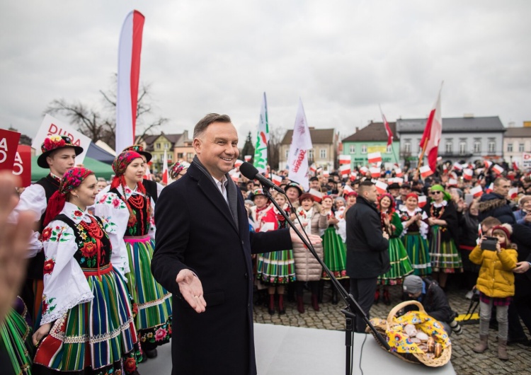  [SONDAŻ] Andrzej Duda z dużą przewagą nad resztą kandydatów. Zapowiada się ogromna frekwencja