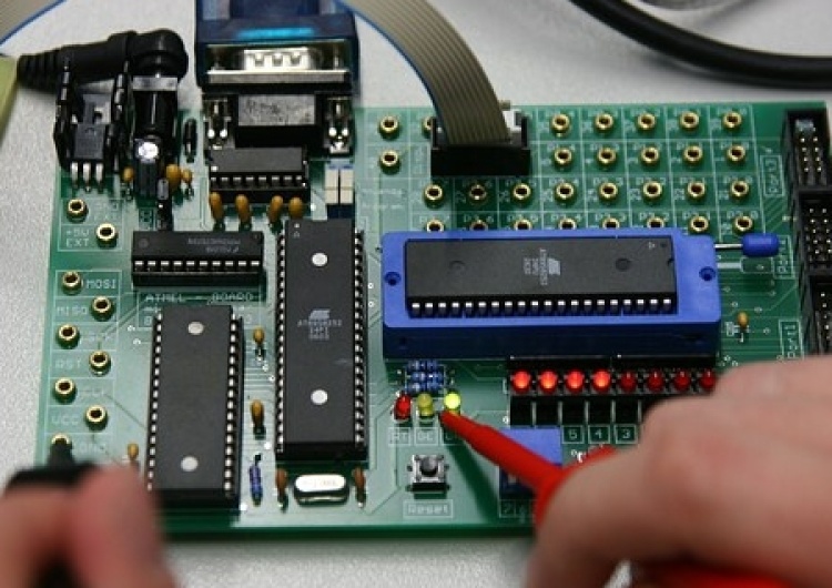 Nowe elektroniczne legitymacje dla uczniów i studentów
