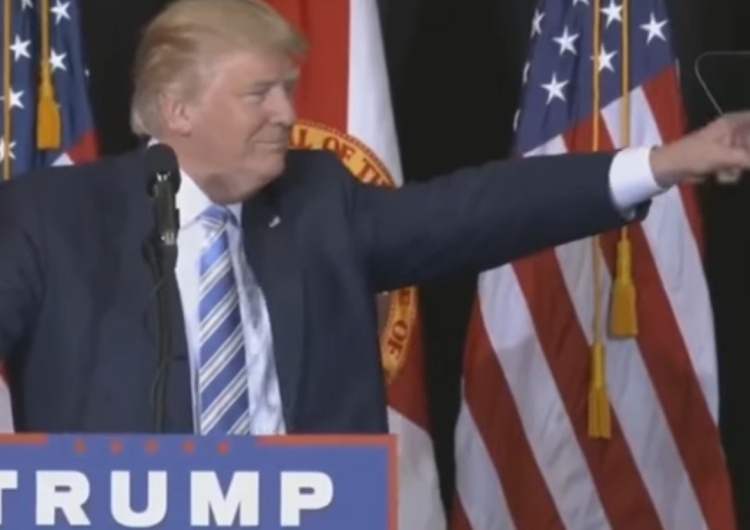 Brzmi znajomo? Der Spiegel: "Trump wykorzystuje sądownictwo. Autokrata. Demokracja się chwieje"