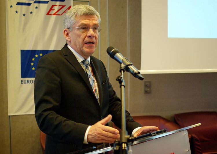  Marszałek Karczewski na seminarium EZA: Mamy w Polsce tradycje porozumiewania się