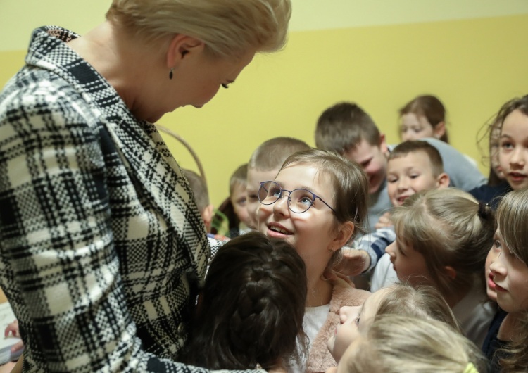 Dziennikarz TVN w obronie Pierwszej Damy. Oburzyły się: Nowacka, Lubnauer, Żukowska, Brejza, Dukaczewska