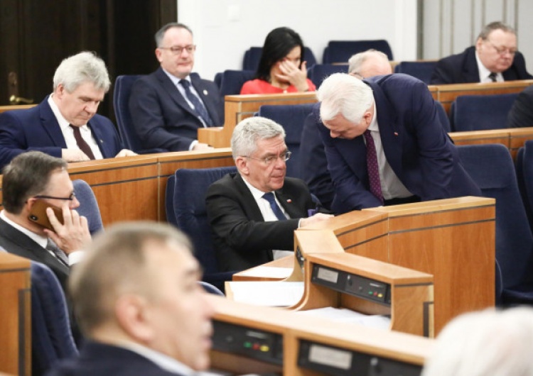 Senat bez poprawek przyjął ustawę ws. koronawirusa. Nikt nie był przeciw