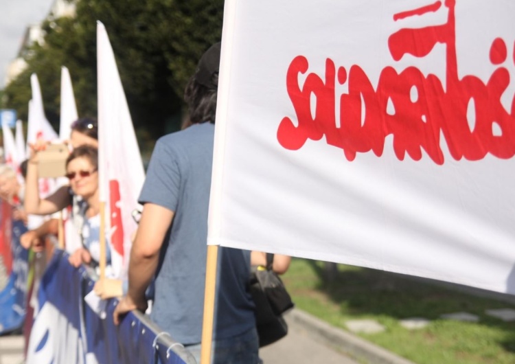 Opresyjne zachowania pracodawcy wobec pracowników w PERN SA? Jest stanowisko ZR Płockiego