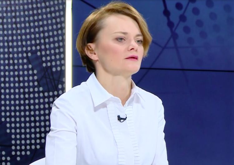 Minister dementuje plotki o zamknięciu dużych sklepów. „Działają i będą działać normalnie”