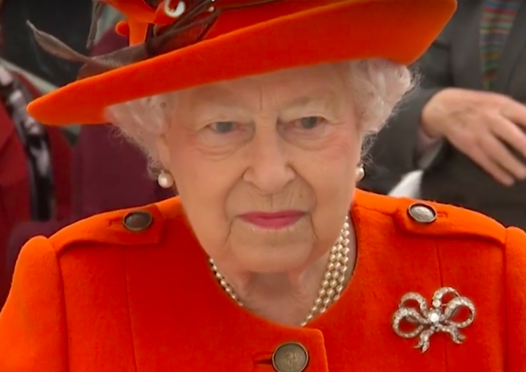 Brytyjski dziennik: Elżbieta II opuściła Pałac Buckingham z obawy przed koronawirusem