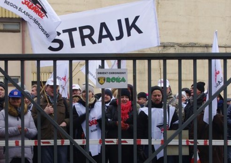  Pikieta i strajk w Odlewni Żeliwa w Zawierciu