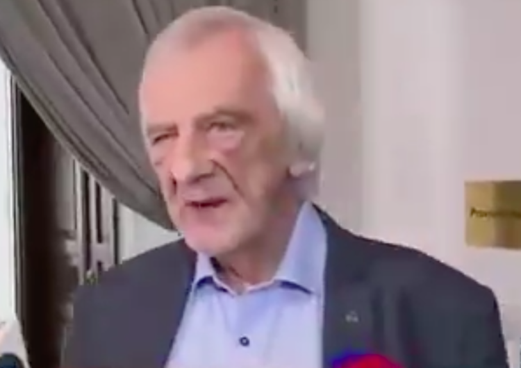  [WIDEO] Dziennikarz: „Ale Bundestag obradował dzisiaj normalnie”. Terlecki odpowiada