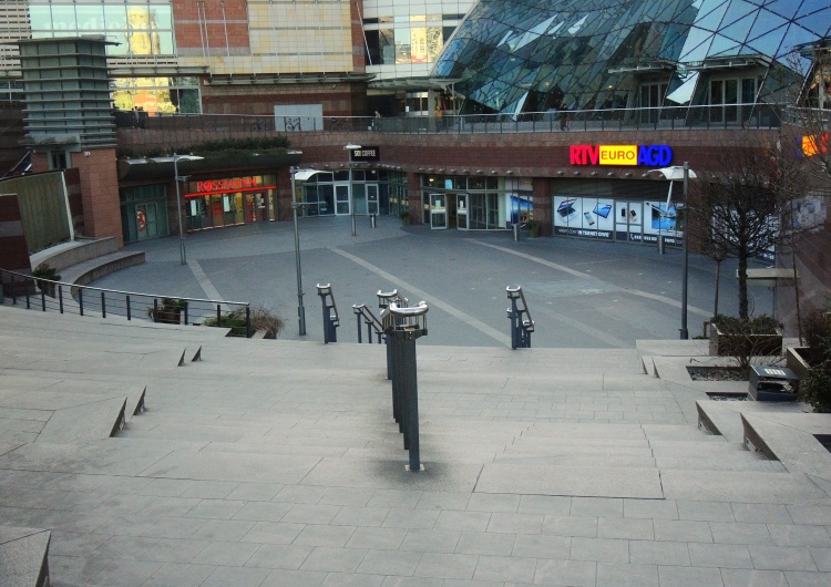TOMASZ GUTRY [Nasza fotorelacja] Koronawirus. Warszawa. Wymarłe miasto