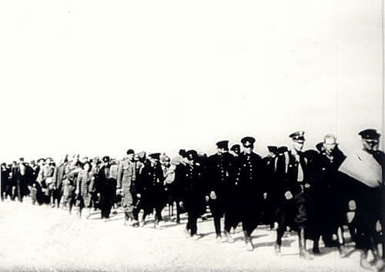 10 lutego 1940 roku sowieci wywieźli pierwszych 140 tys Polaków na Sybir. Umierali z zimna i głodu