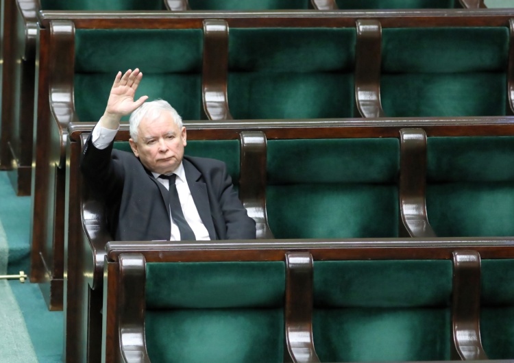 PiS złożył w Sejmie projekt umożliwiający wszystkim wyborcom głosowanie korespondencyjne w wyborach