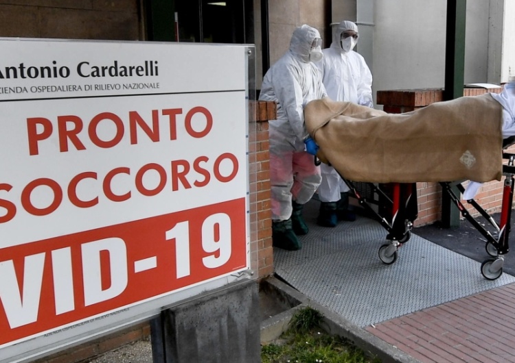 Ciro Fusco Kolejny tragiczny bilans koronawirusa we Włoszech. W ciągu ostatniej doby przybyło 760 nowych ofiar