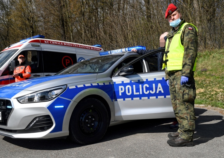 Darek Delmanowicz 25 tys. funkcjonariuszy będzie pilnowało przestrzegania przepisów. "Nie chcemy mieć powodów do karania"