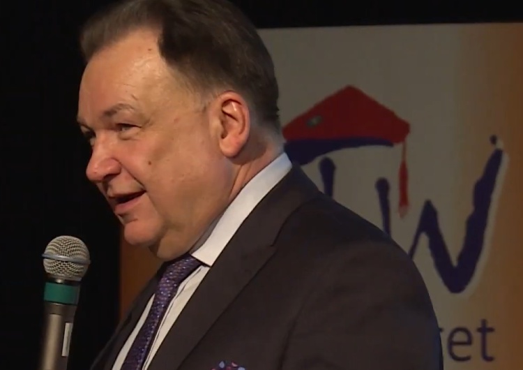 Struzik szaleje. Tym razem atakuje min. Szumowskiego: "Jeśli ma pan honor profesora medycyny..."